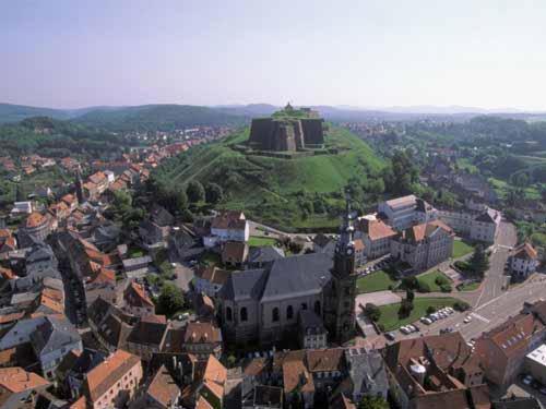 Le Relais Des Chateaux Forts Bitsch Exterior foto